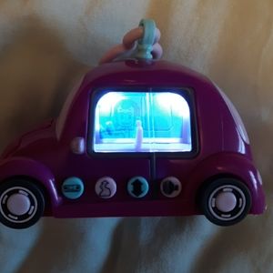 Mattel pixel chix fuchsia car
